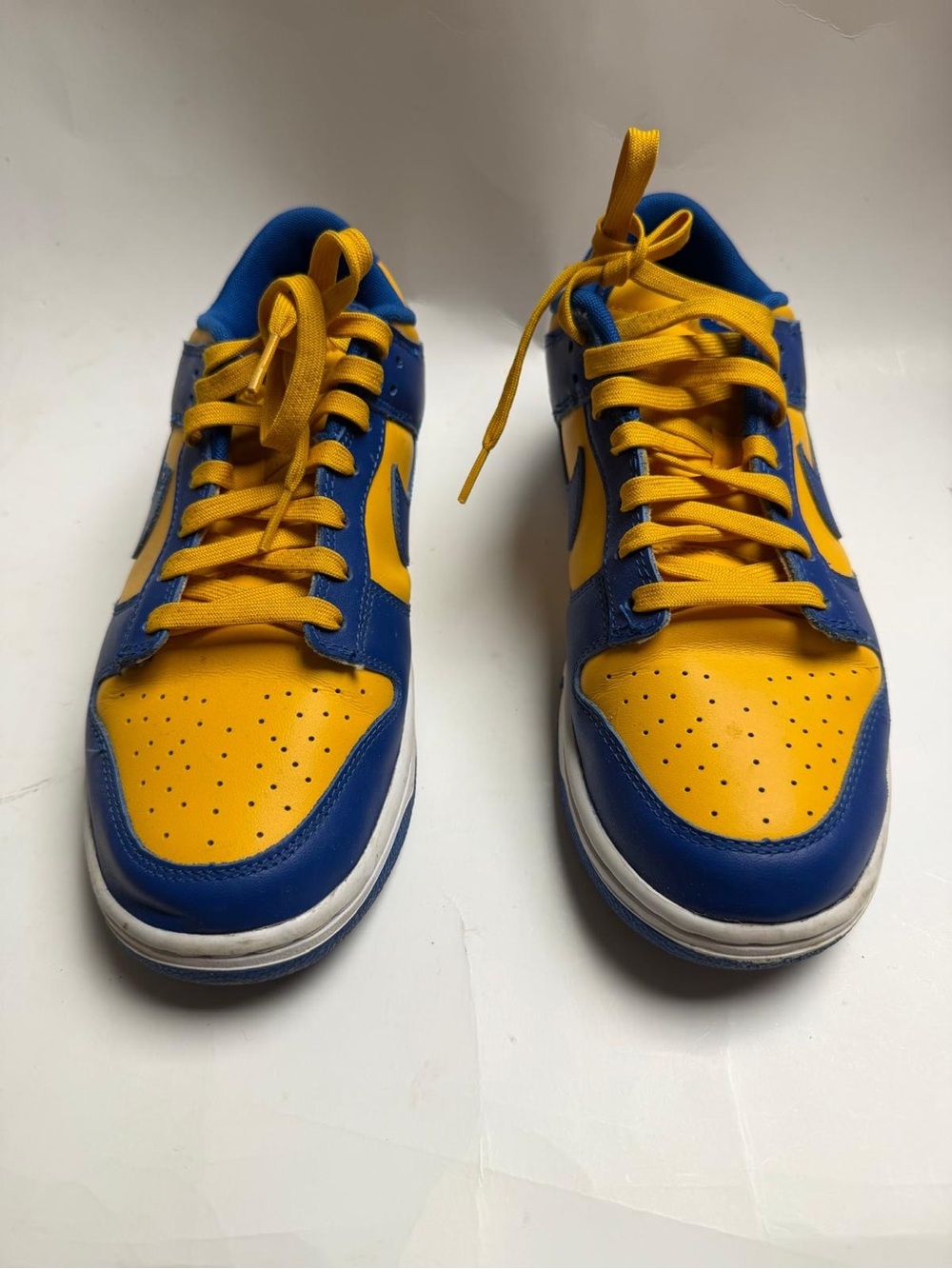 Nike Men's Blue and Yellow Low-Top Sneakers with box